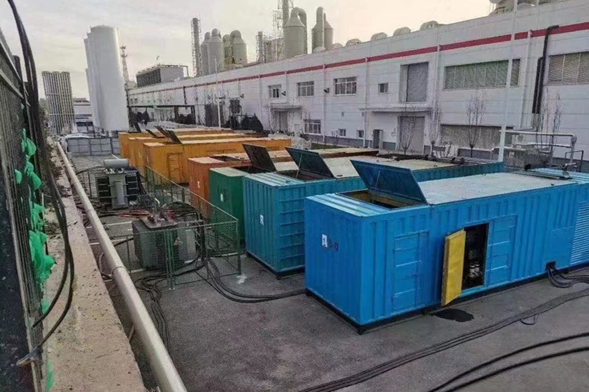鄢陵发电机租赁施工现场